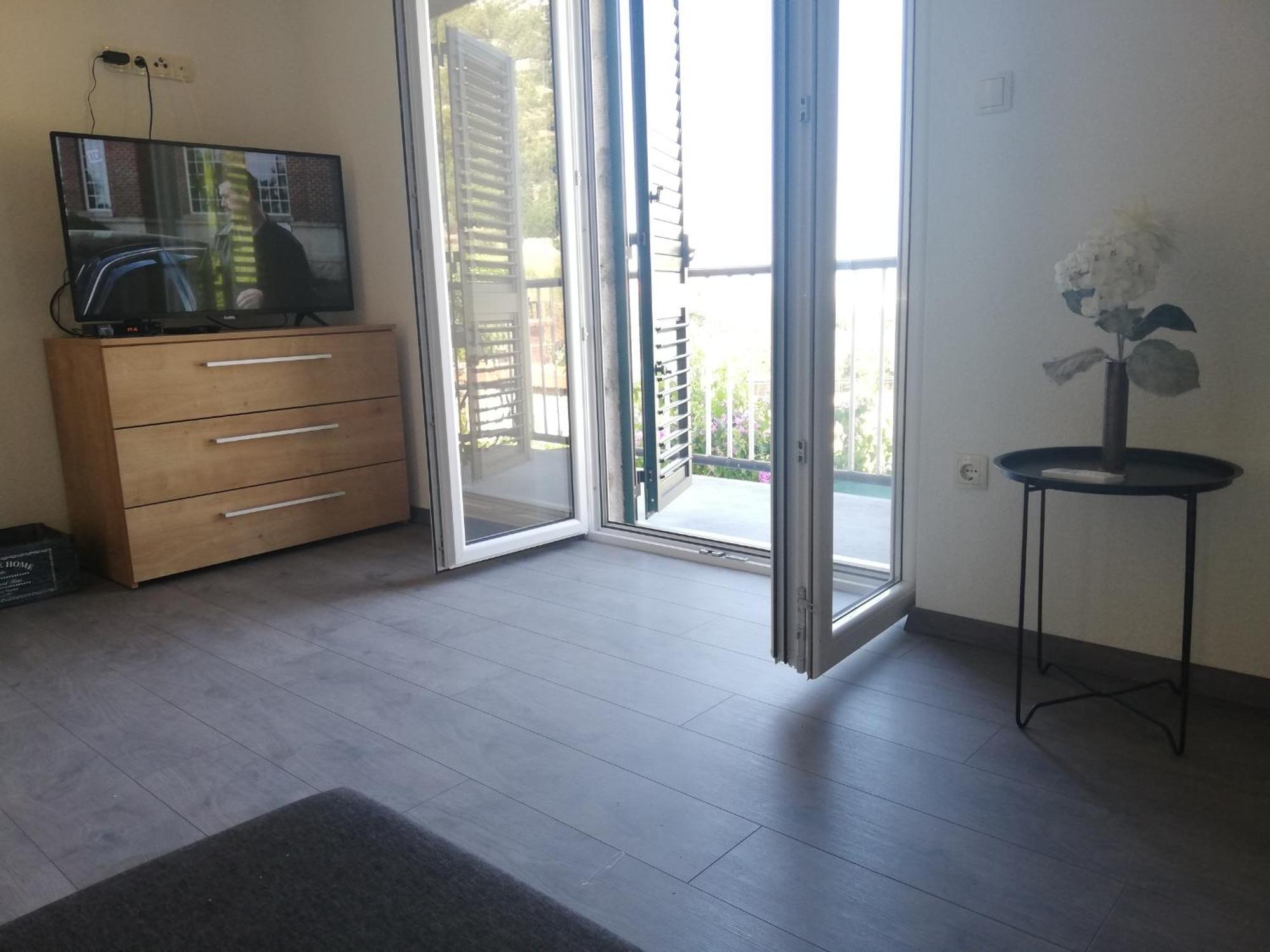 Apartments And Rooms With Parking Space Zavala, Hvar - 128 Jelsa  Room photo